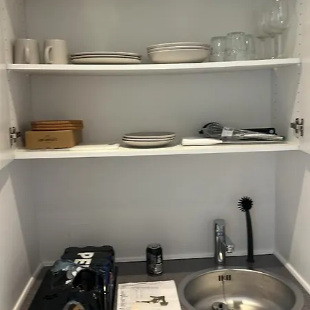 Mini 5 Хостел *